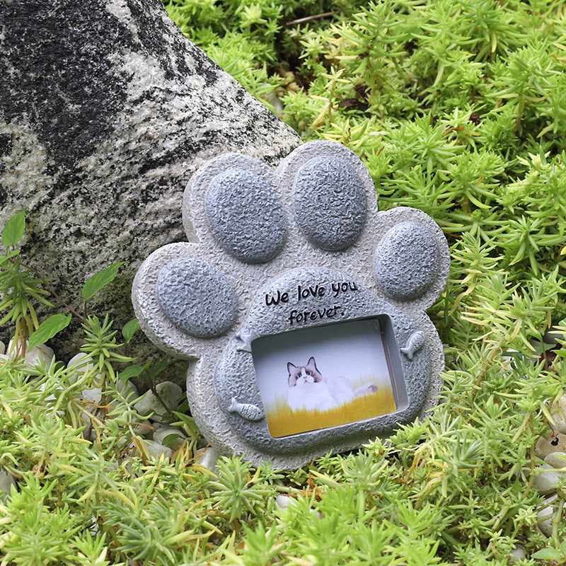 Pet Memorial Stone — Resin Keepsake Ornament for Cats & Dogs